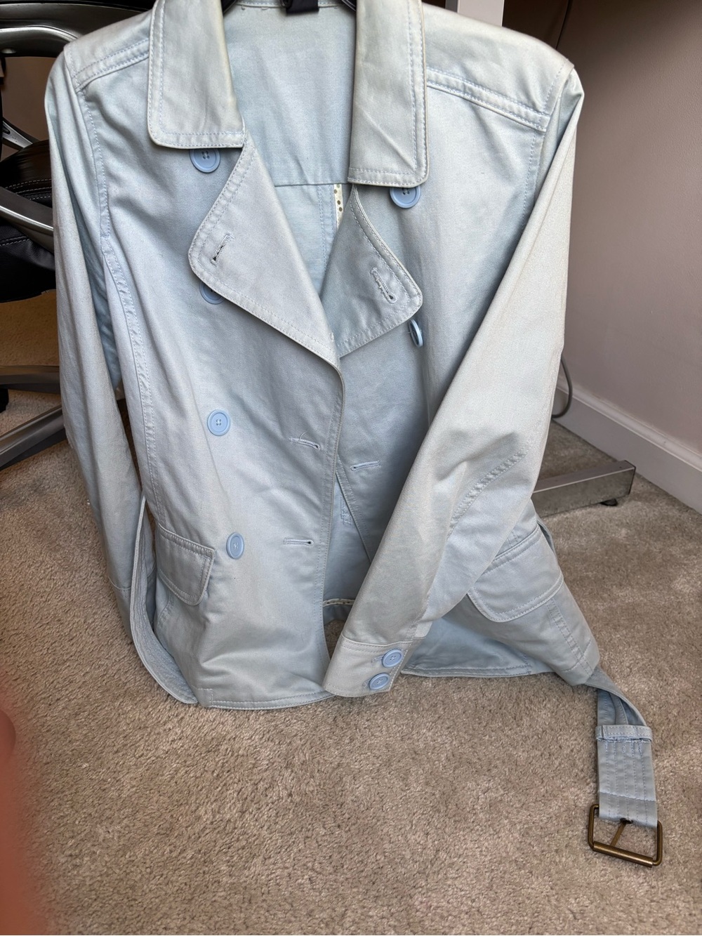 GAP light blue short, trench style jacket with belt loop details.